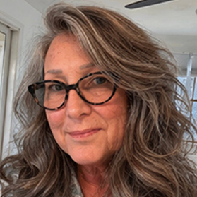 Instructor Laura Rosenthal headshot